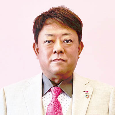 塚田　吉郎